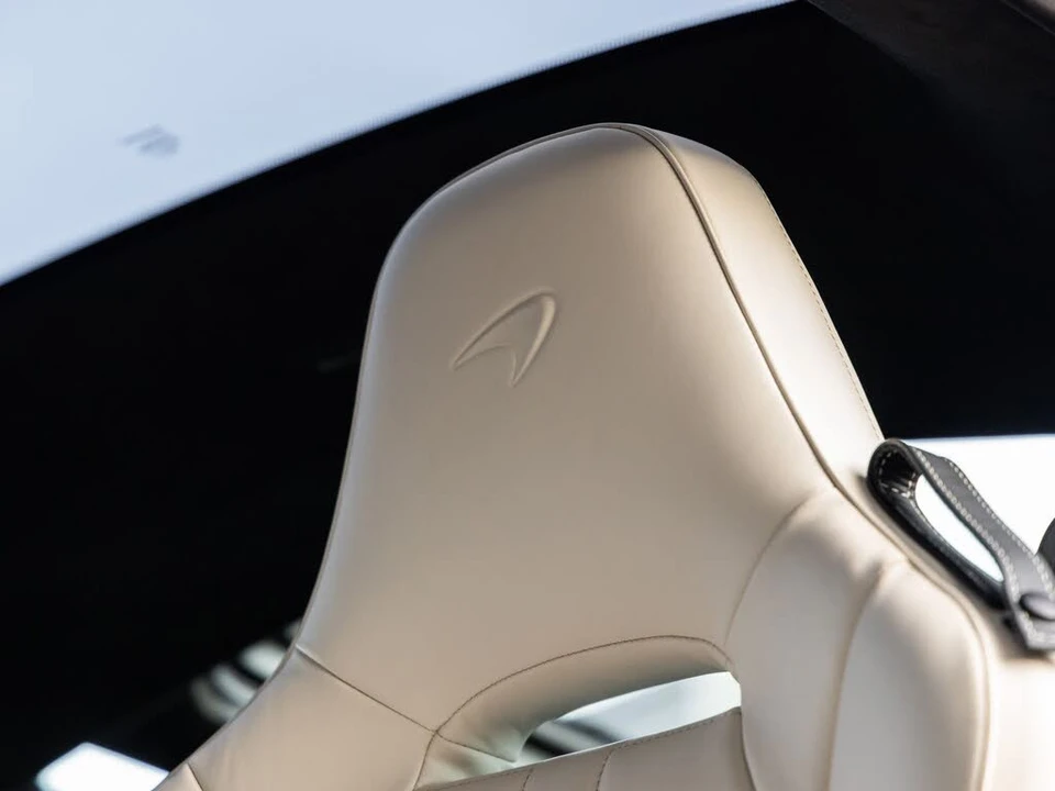 2026 McLaren GT - Image 26 of 31