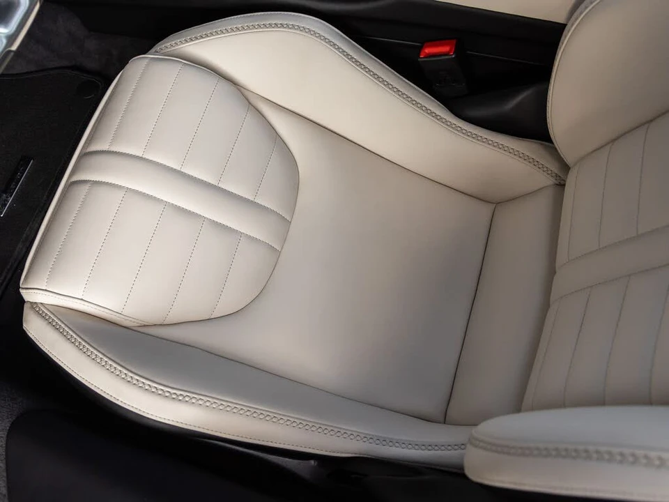 2026 McLaren GT - Image 24 of 31