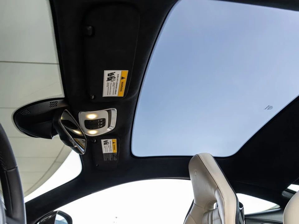 2026 McLaren GT - Image 23 of 31