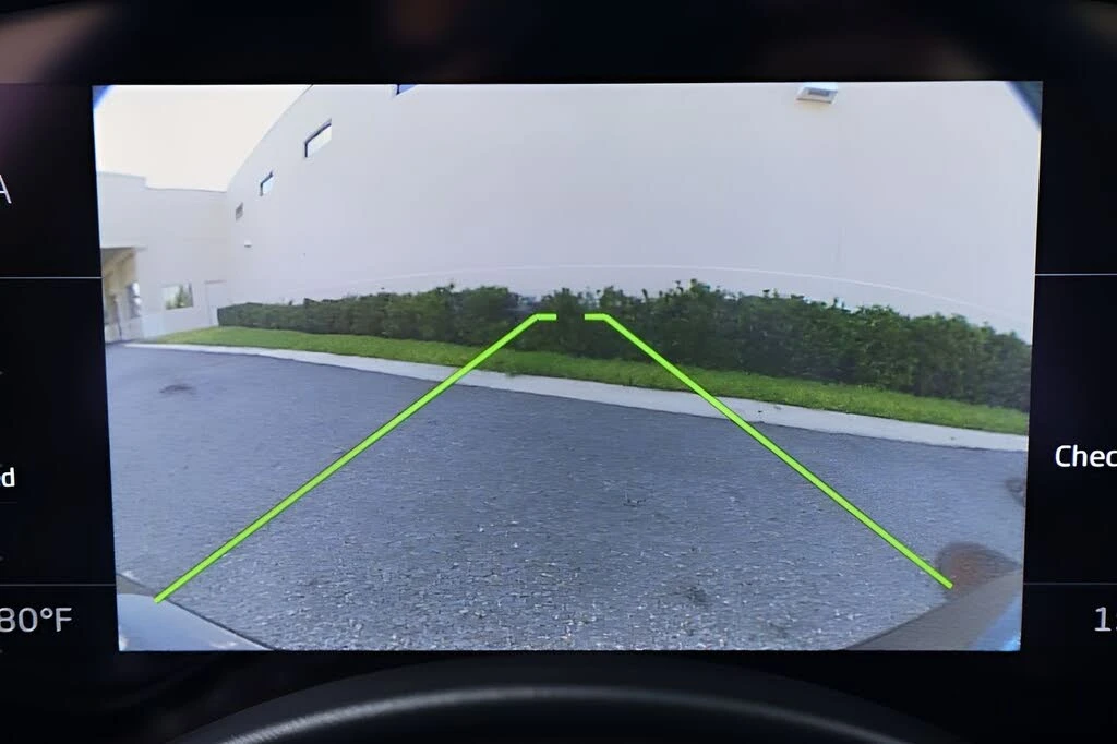 2026 McLaren GT - Image 19 of 25