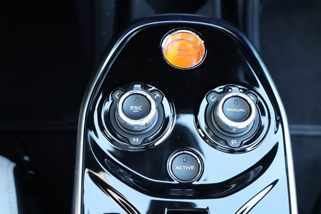 2026 McLaren GT - Image 25 of 25