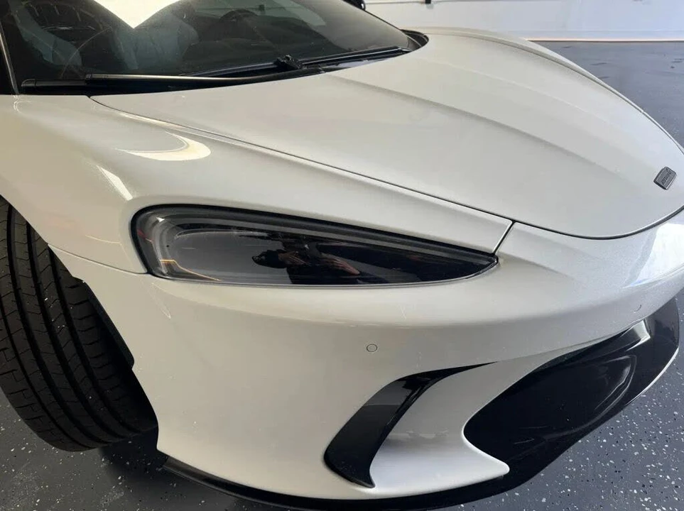 2026 McLaren GT - Image 22 of 31