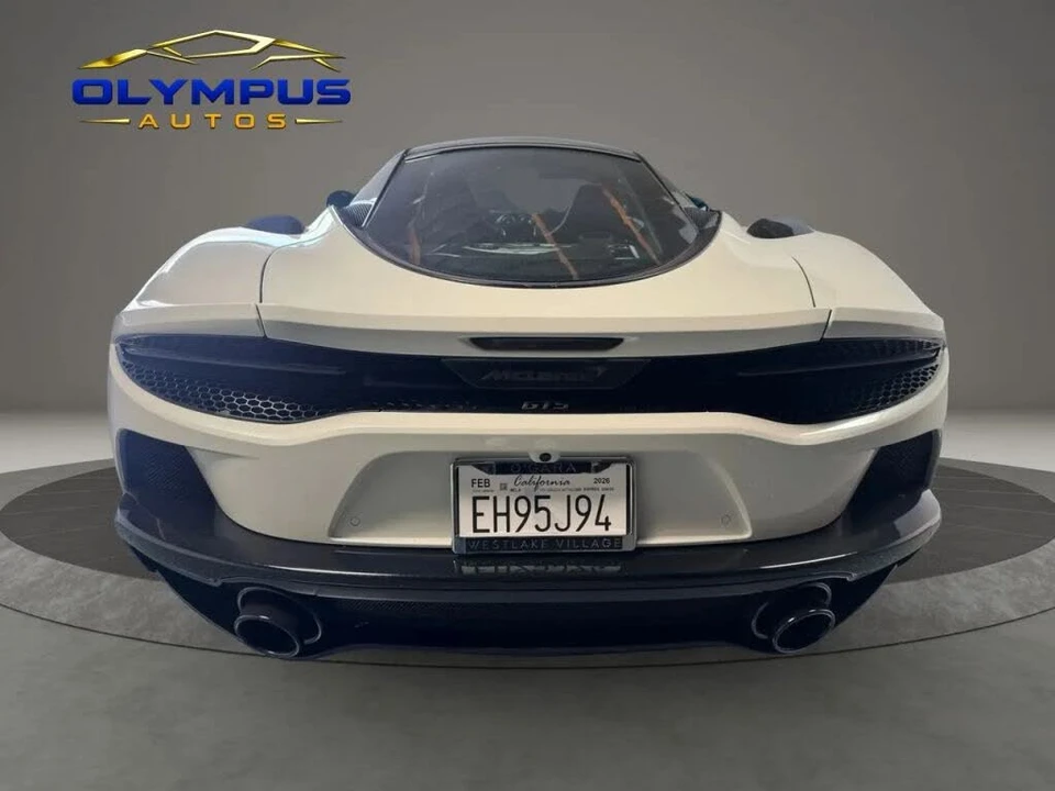 2026 McLaren GT - Image 16 of 31