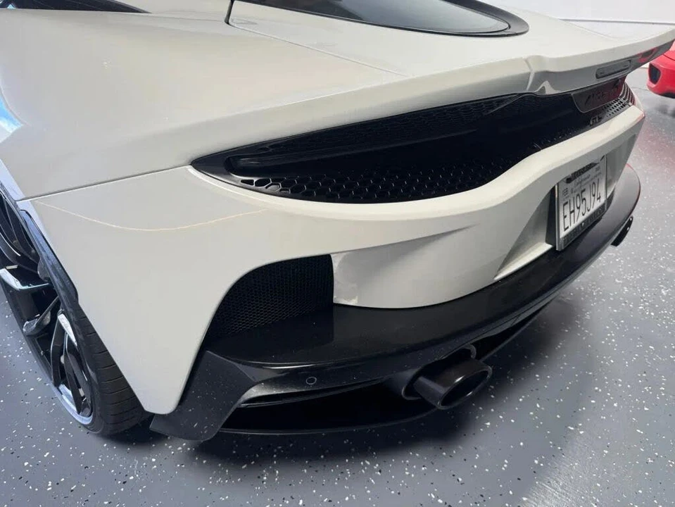 2026 McLaren GT - Image 29 of 31