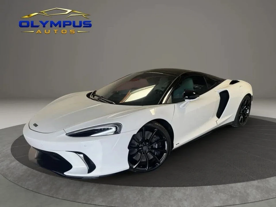2026 McLaren GT - Image 12 of 31