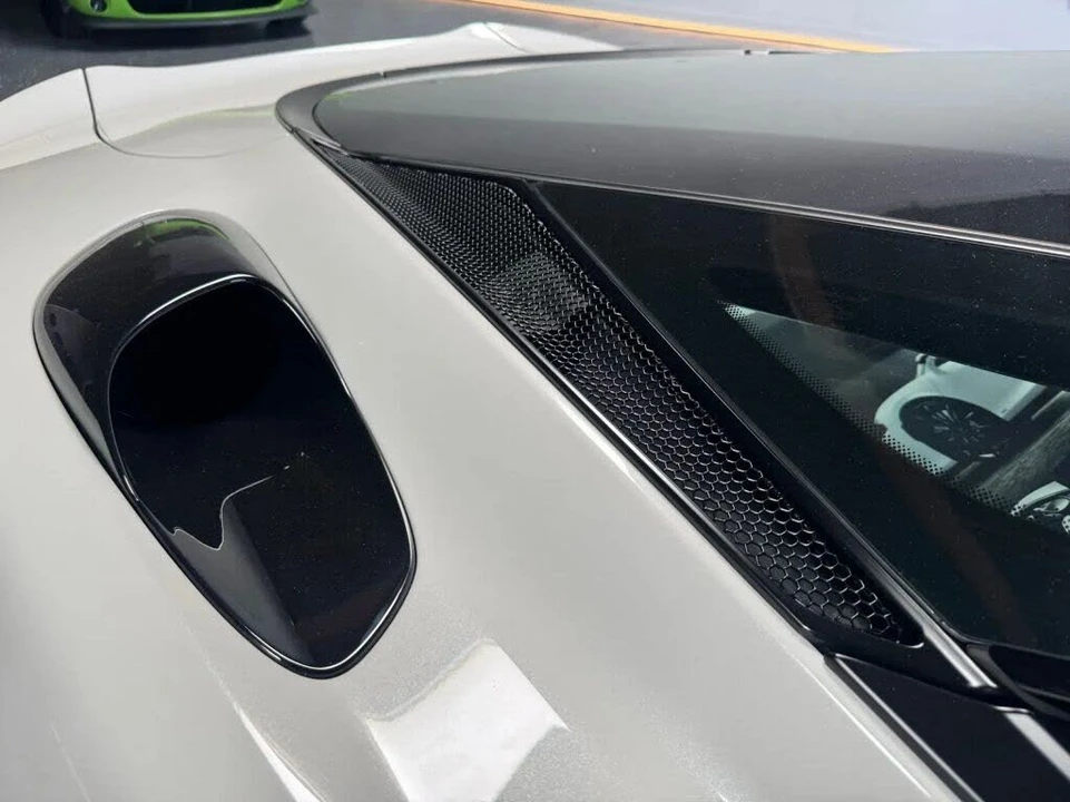 2026 McLaren GT - Image 25 of 31