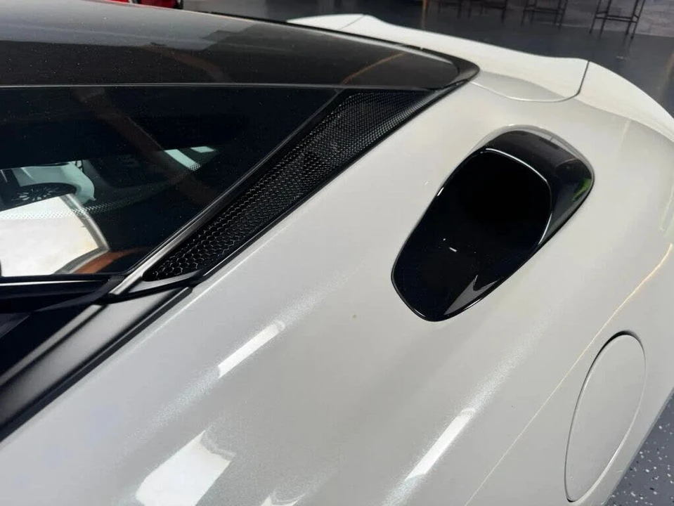 2026 McLaren GT - Image 30 of 31