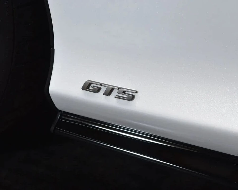 2026 McLaren GT - Image 10 of 31