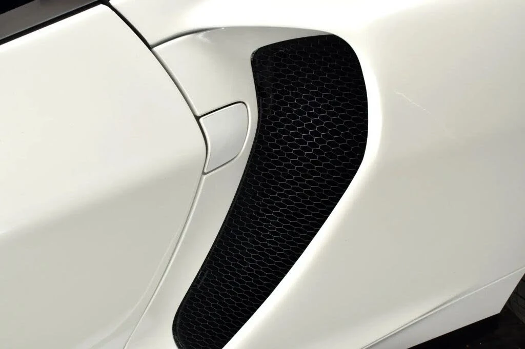 2026 McLaren GT - Image 9 of 31