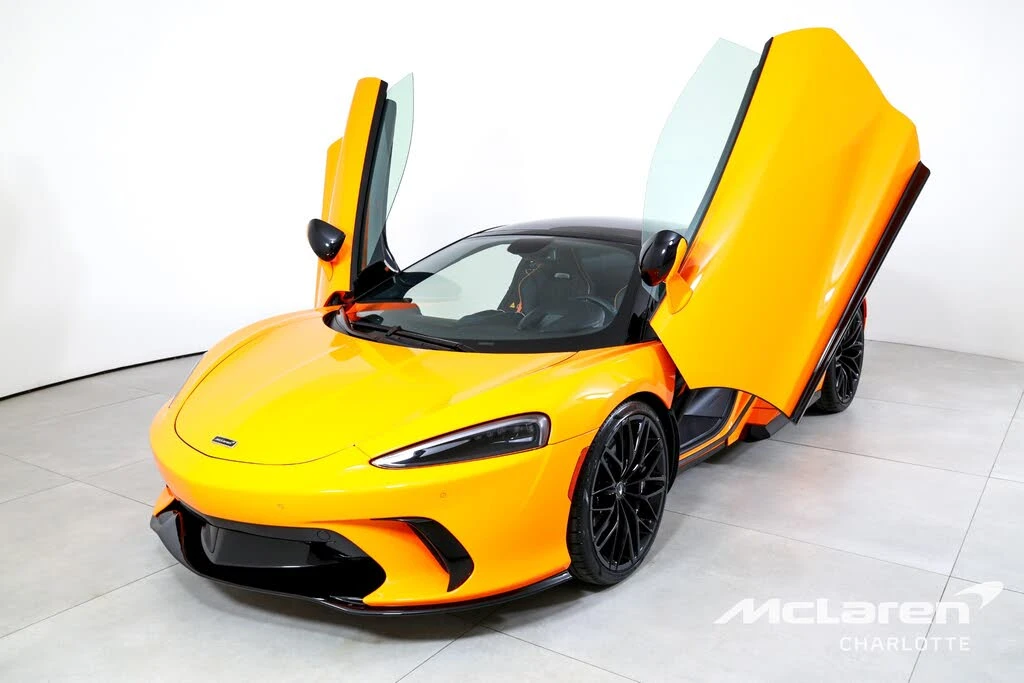 2026 McLaren GT - Image 5 of 7