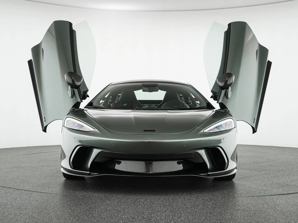 2026 McLaren GT - Image 10 of 31