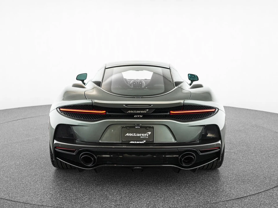 2026 McLaren GT - Image 4 of 31
