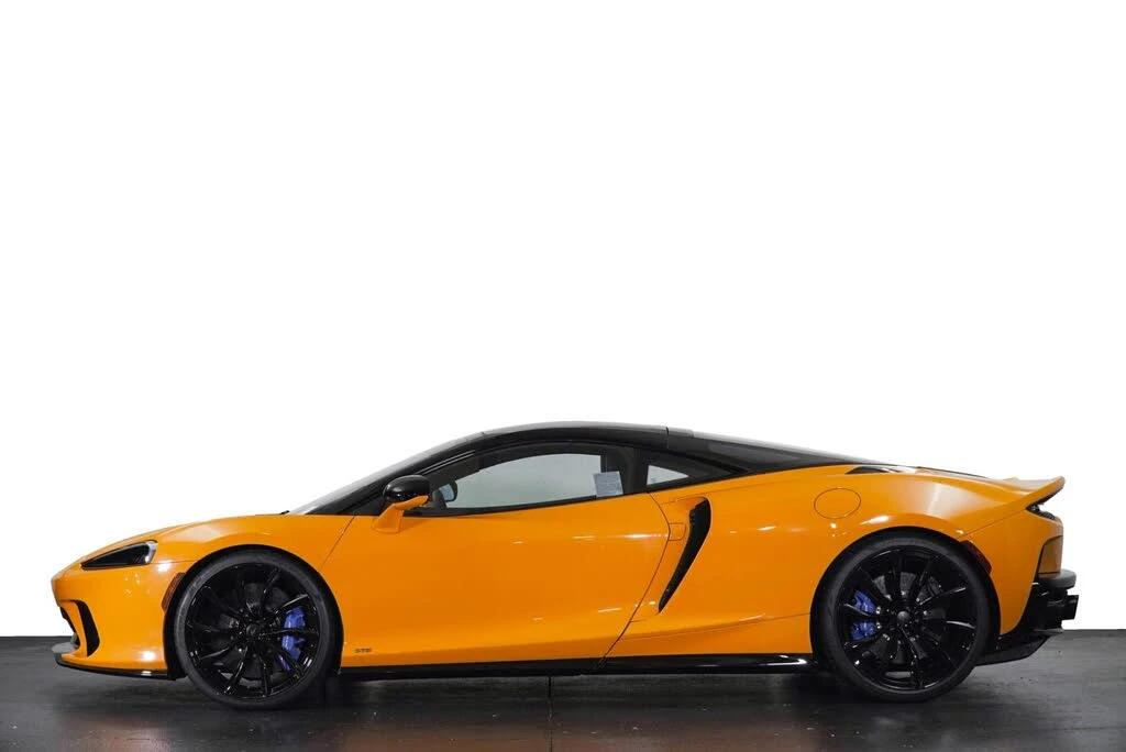 2026 McLaren GT - Image 27 of 31