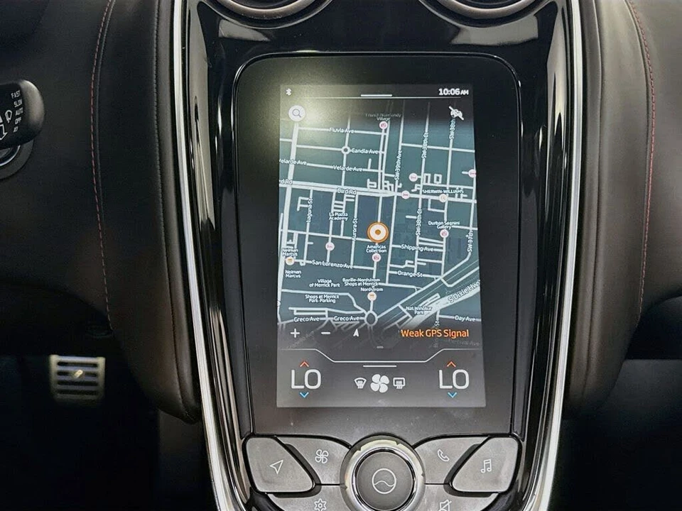 2026 McLaren GT - Image 13 of 26