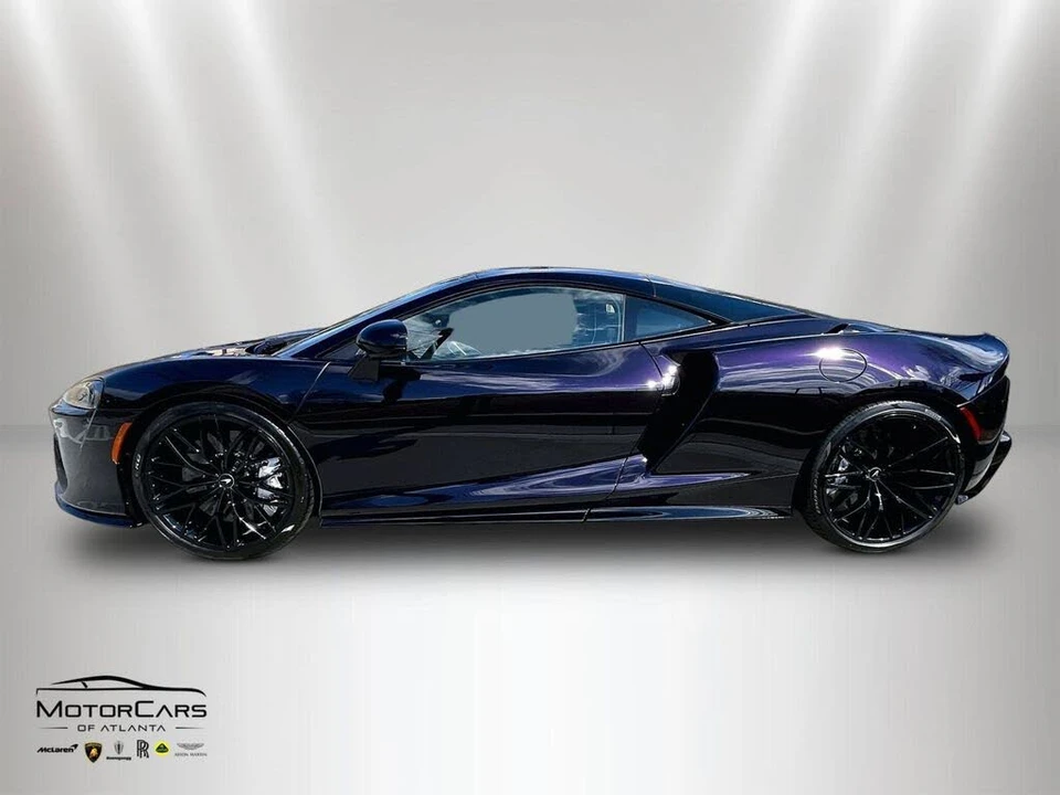 2026 McLaren GT - Image 13 of 15