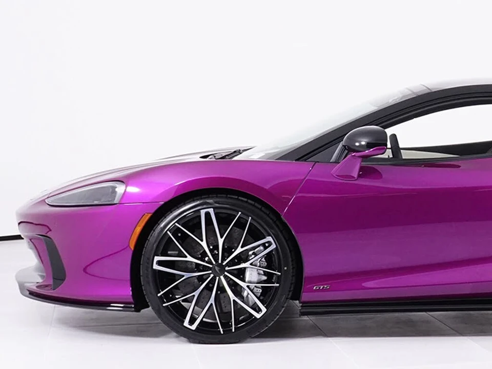 2026 McLaren GT - Image 12 of 26