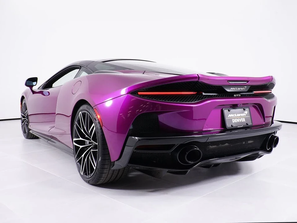 2026 McLaren GT - Image 19 of 26