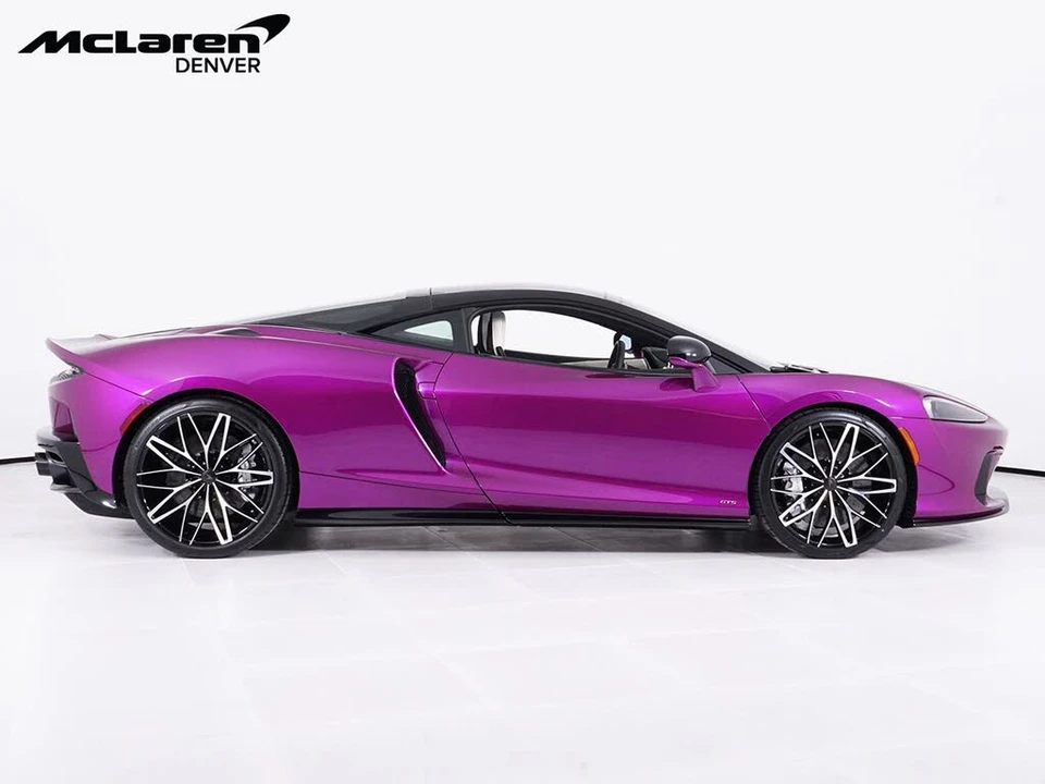 2026 McLaren GT - Image 9 of 26