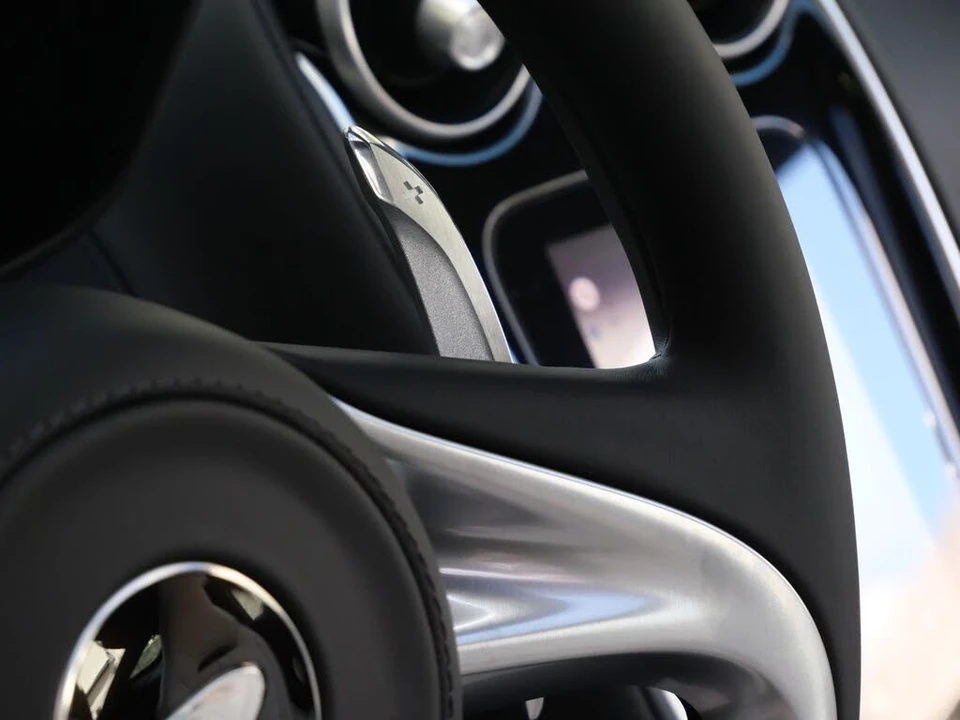 2026 McLaren GT - Image 12 of 28