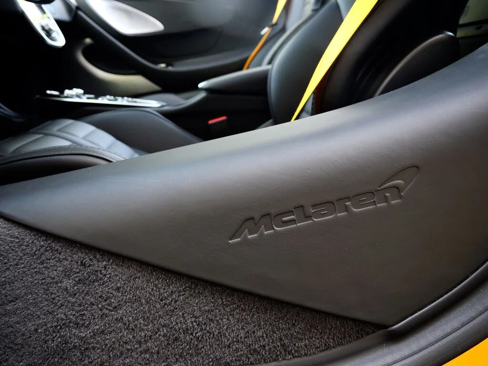 2026 McLaren GT - Image 20 of 26