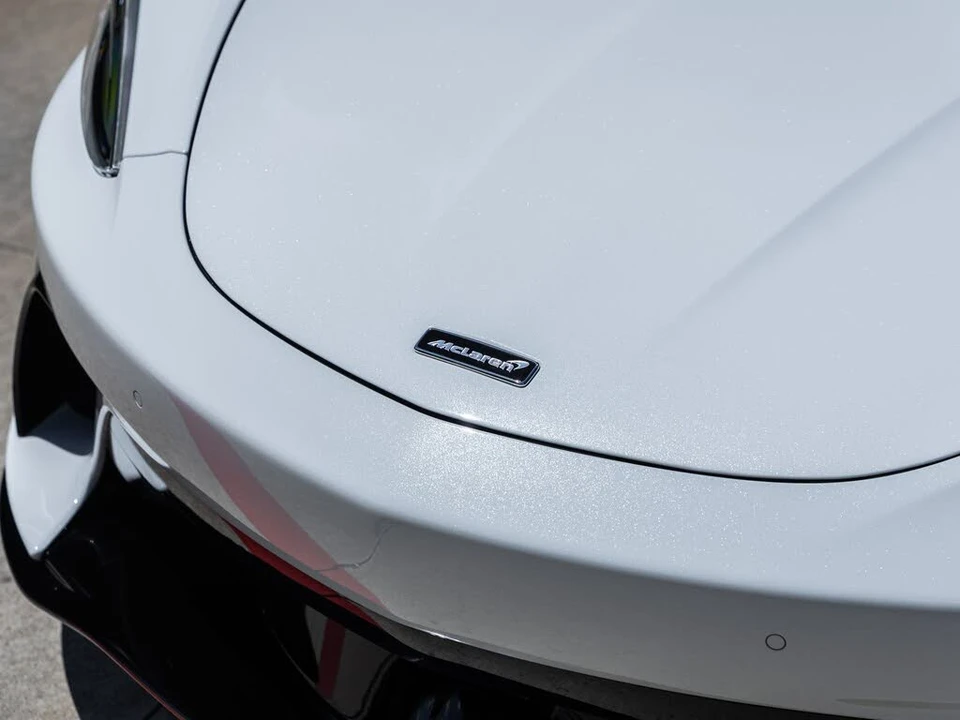 2026 McLaren GT - Image 19 of 31