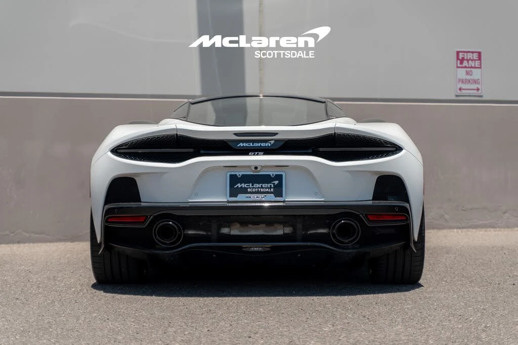 2026 McLaren GT - Image 6 of 30