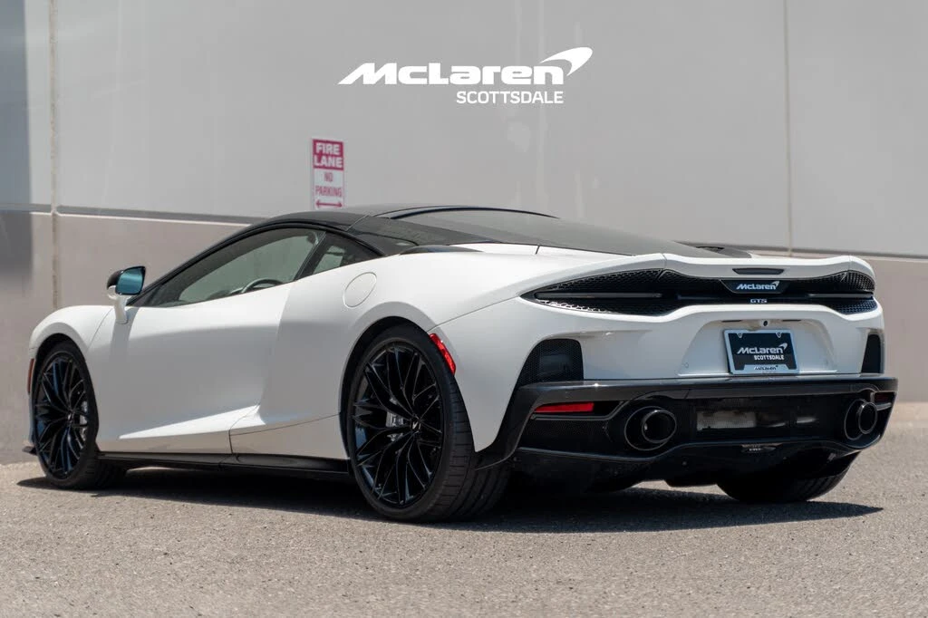 2026 McLaren GT - Image 5 of 30