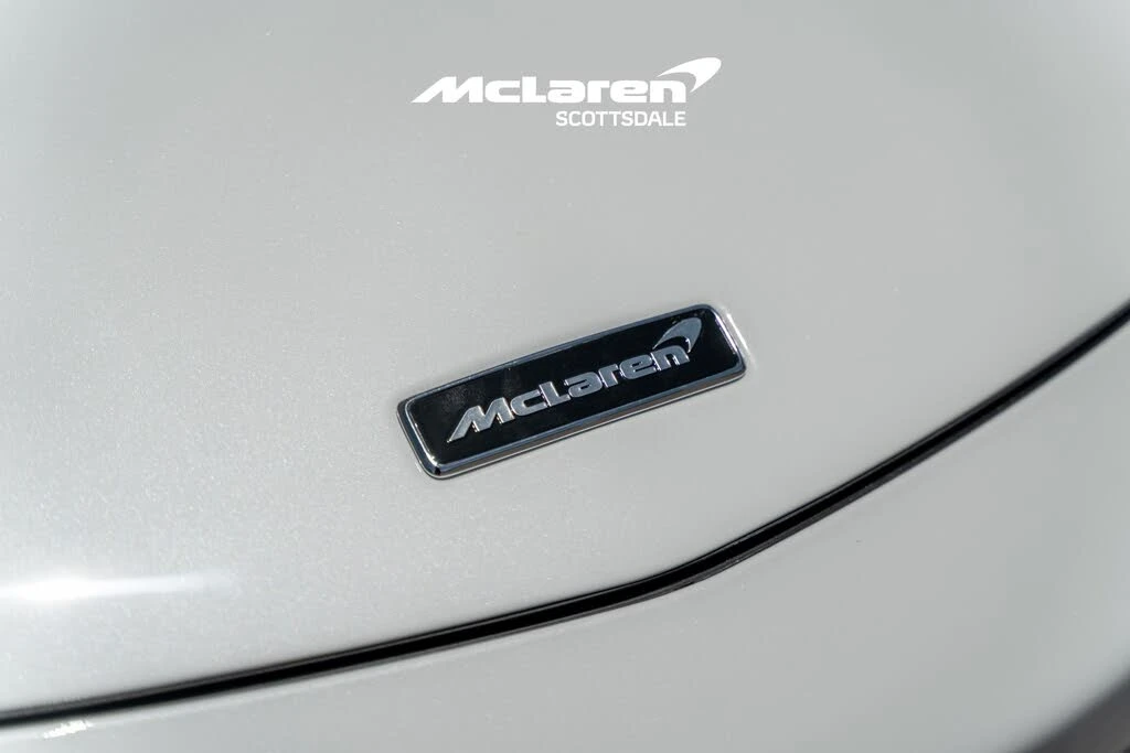 2026 McLaren GT - Image 19 of 30
