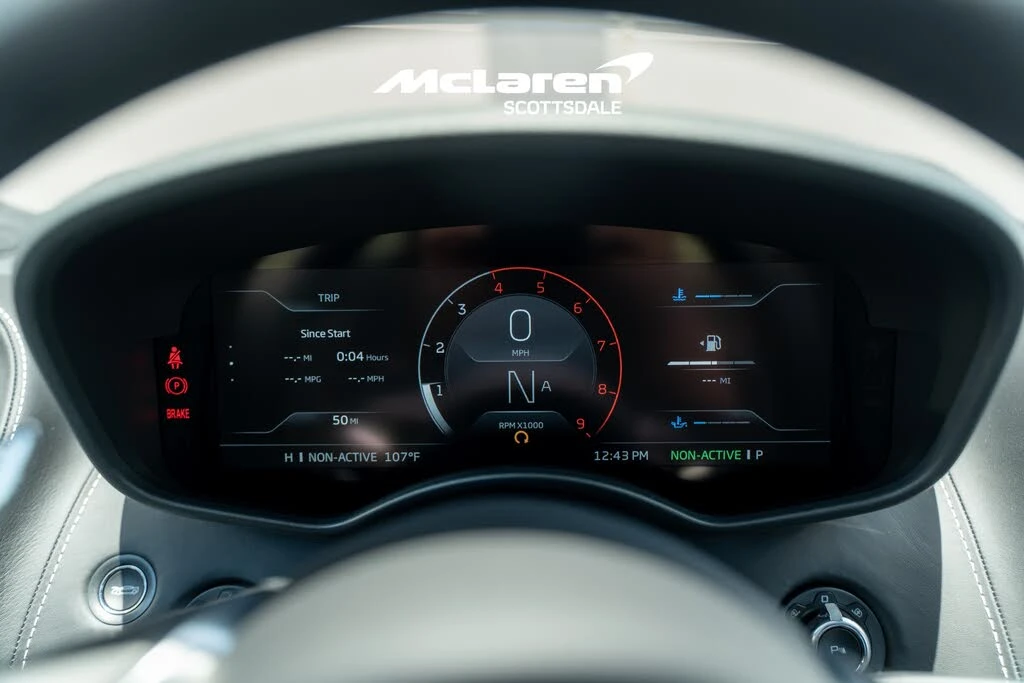 2026 McLaren GT - Image 14 of 30