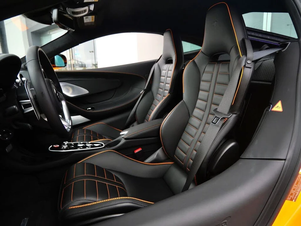 2026 McLaren GT - Image 20 of 27