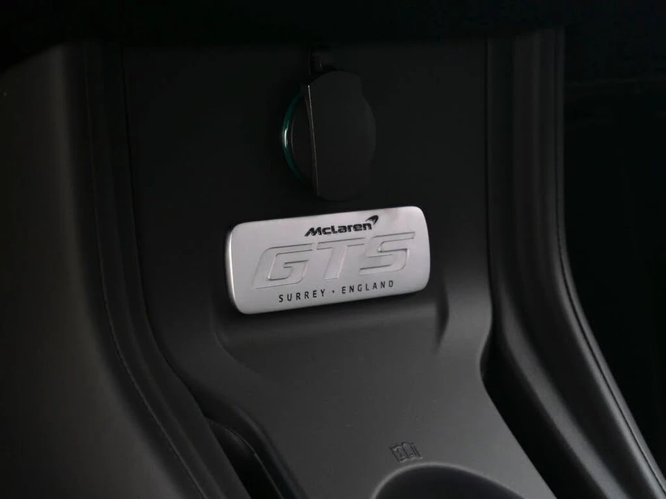 2026 McLaren GT - Image 22 of 27