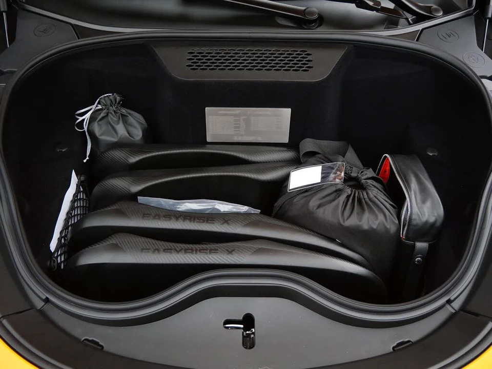 2026 McLaren GT - Image 25 of 27
