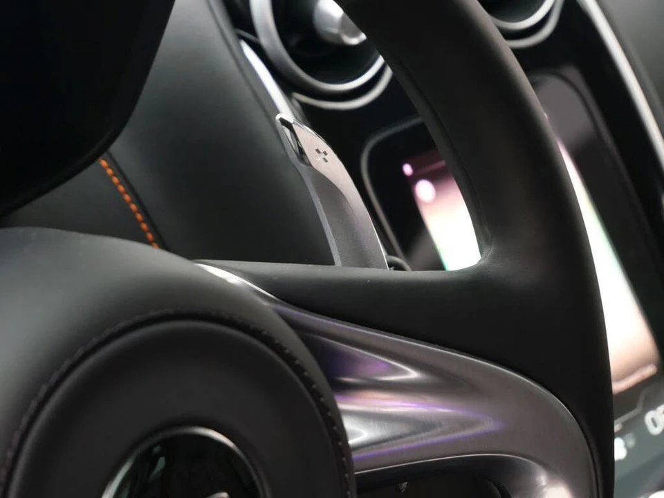 2026 McLaren GT - Image 12 of 27