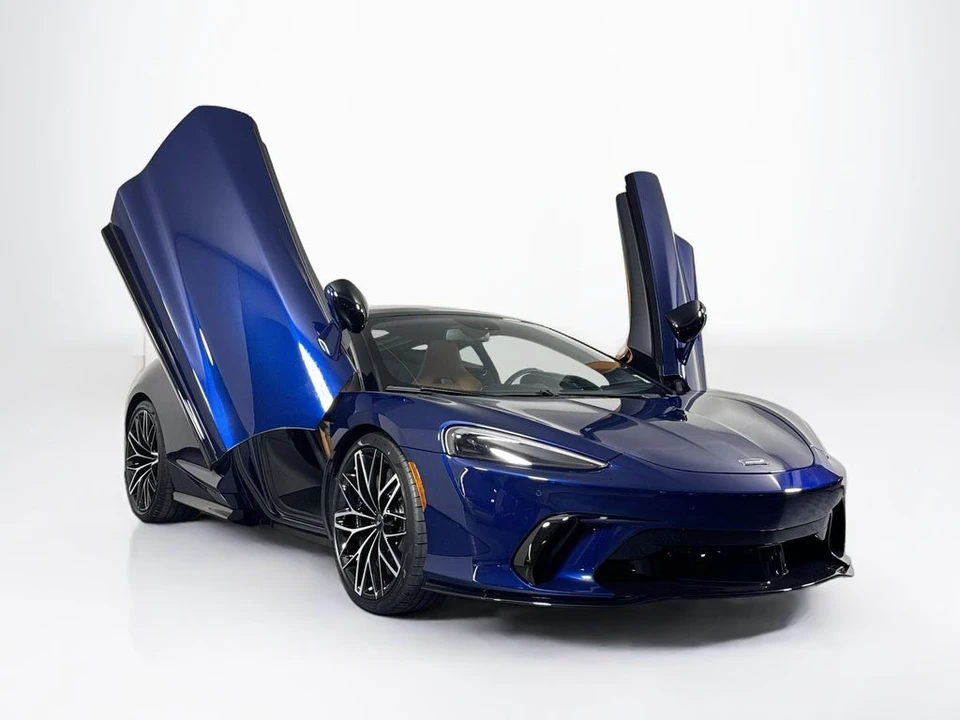 2026 McLaren GT - Image 26 of 31