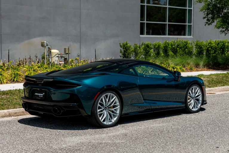 2026 McLaren GT - Image 6 of 6