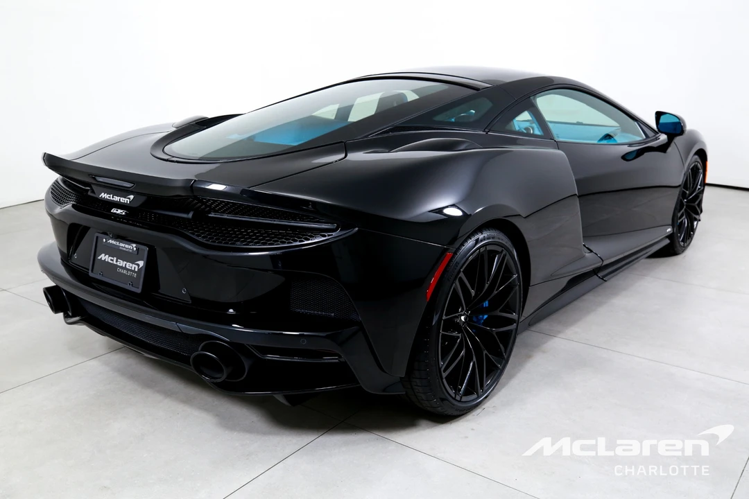 2026 McLaren GT - Image 9 of 31