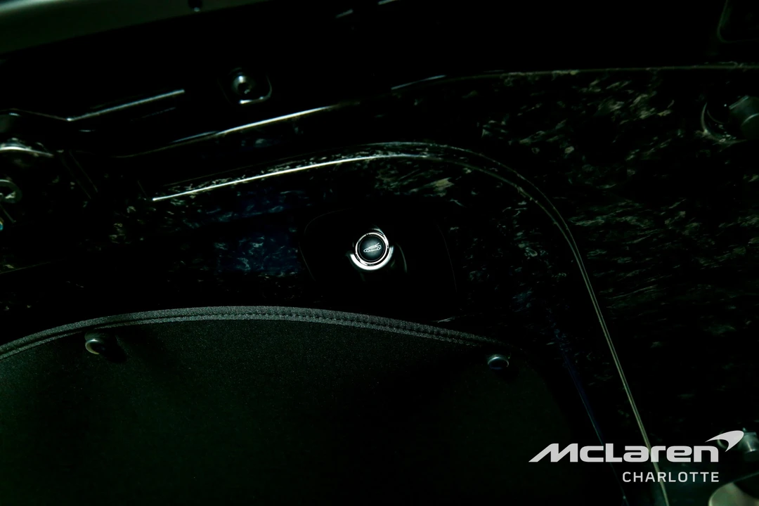2026 McLaren GT - Image 25 of 31