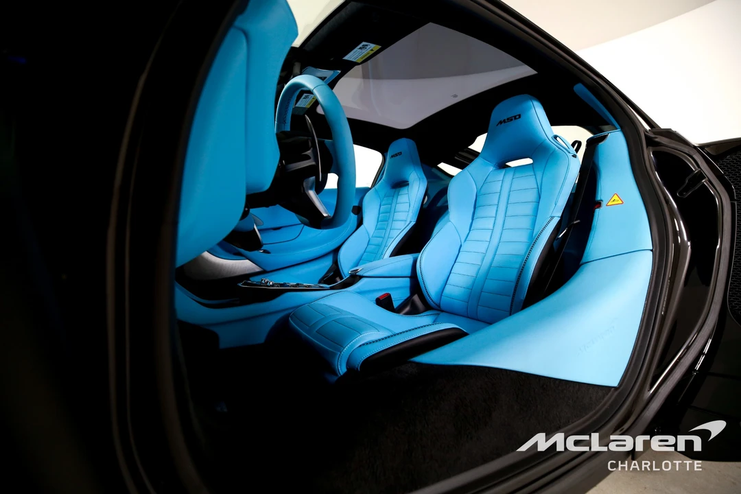 2026 McLaren GT - Image 12 of 31