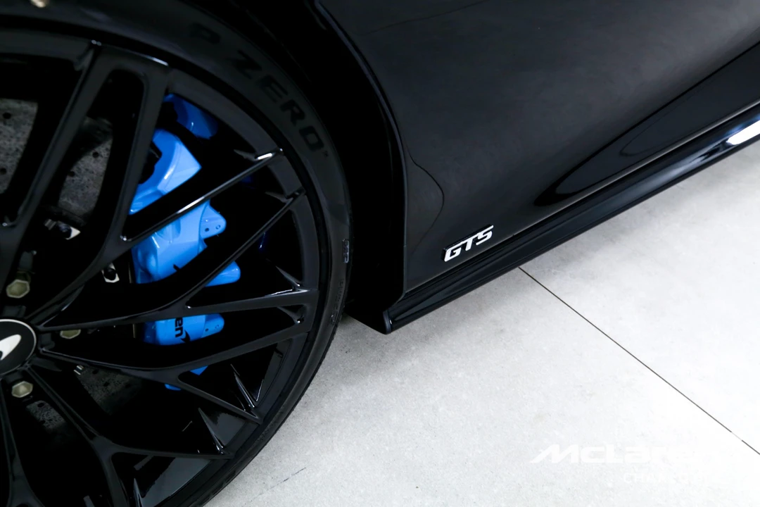 2026 McLaren GT - Image 31 of 31