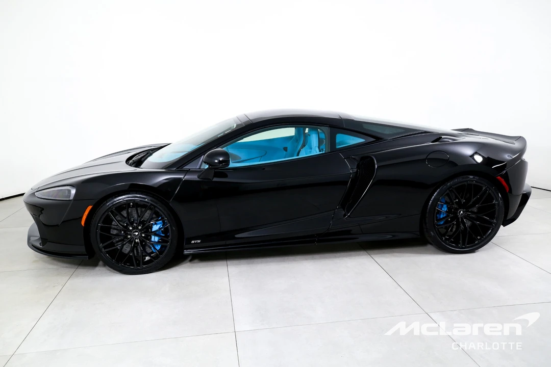 2026 McLaren GT - Image 6 of 31