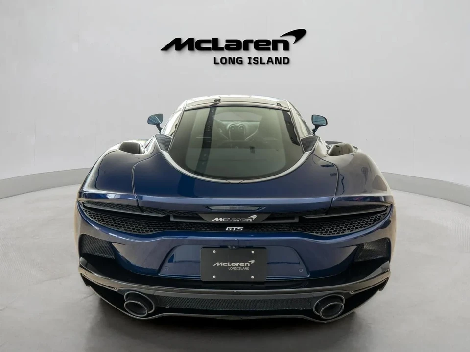 2026 McLaren GT - Image 5 of 31