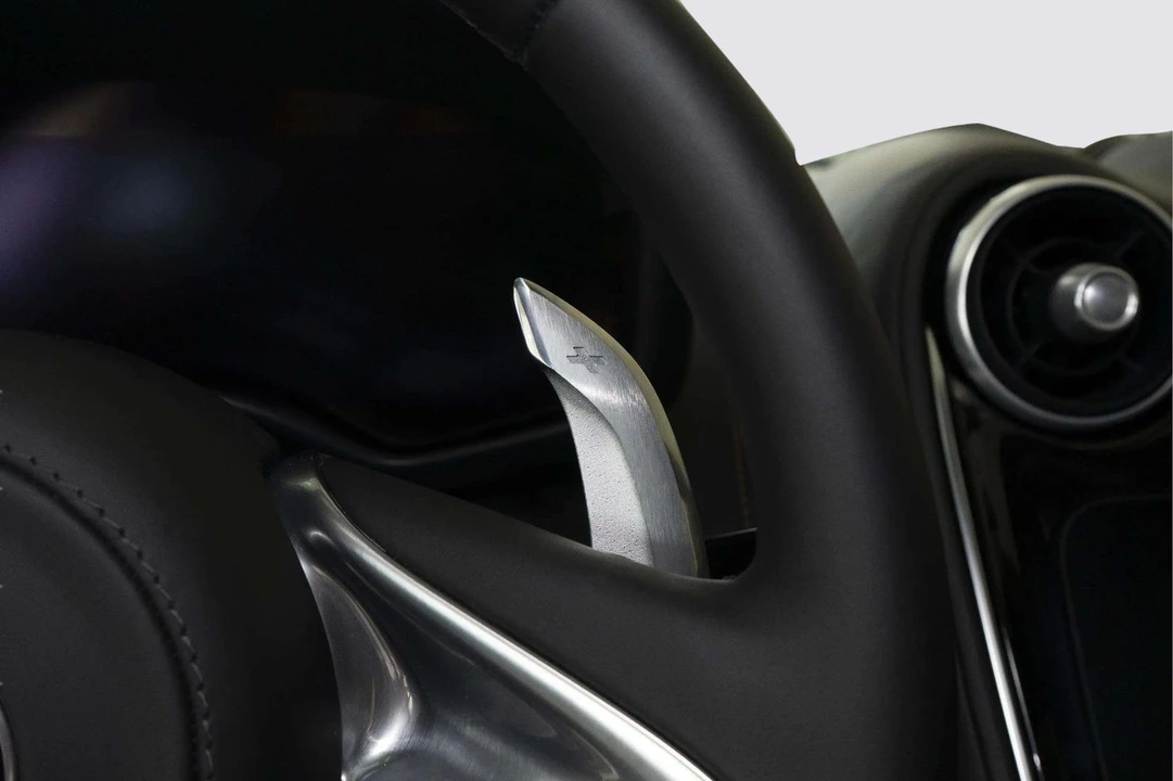 2026 McLaren GT - Image 22 of 31