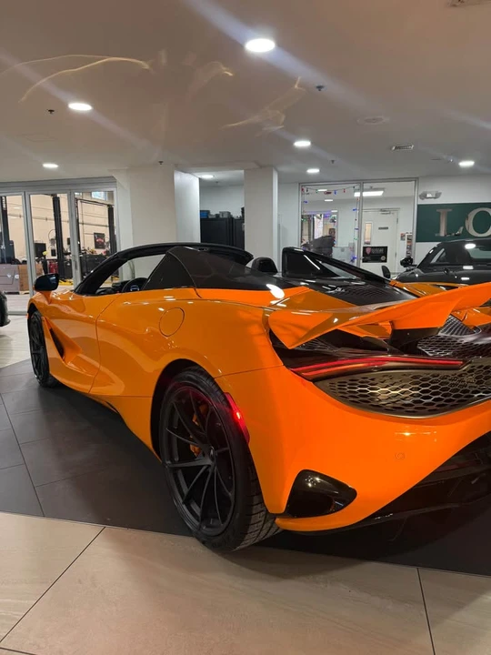 2026 McLaren 750S - Image 13 of 14