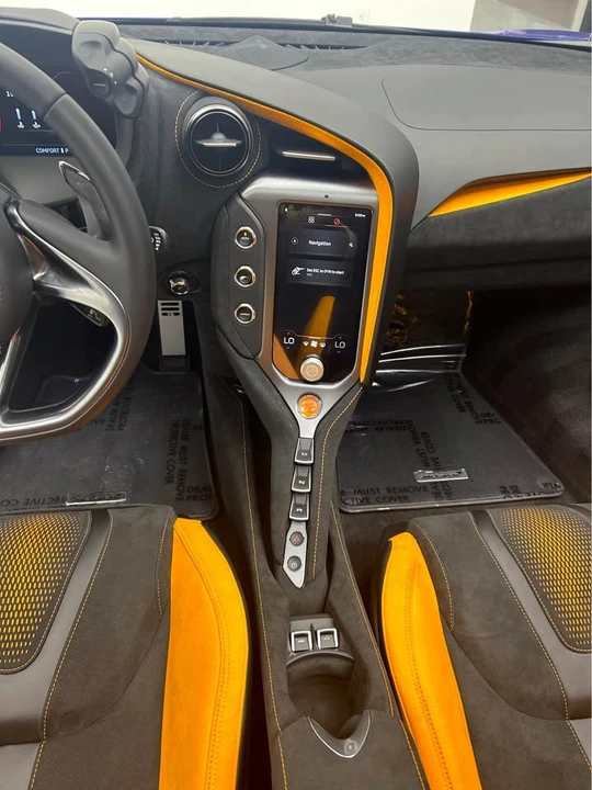 2026 McLaren 750S Spider - Image 12 of 19
