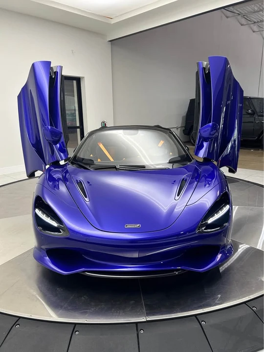 2026 McLaren 750S Spider - Image 3 of 19