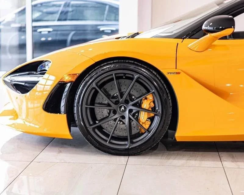 2026 McLaren 750S - Image 7 of 20