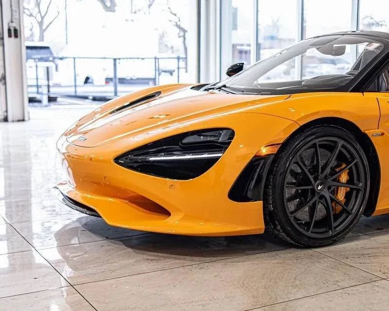 2026 McLaren 750S - Image 4 of 20