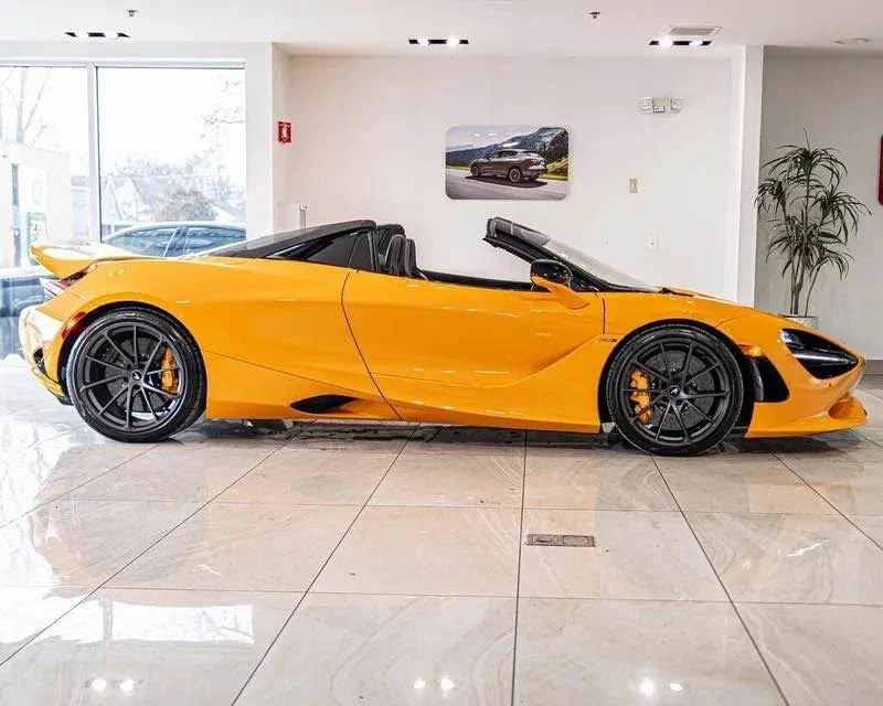 2026 McLaren 750S - Image 8 of 20