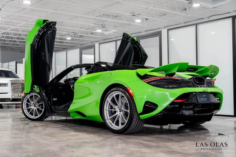 2026 McLaren 750S - Image 4 of 9