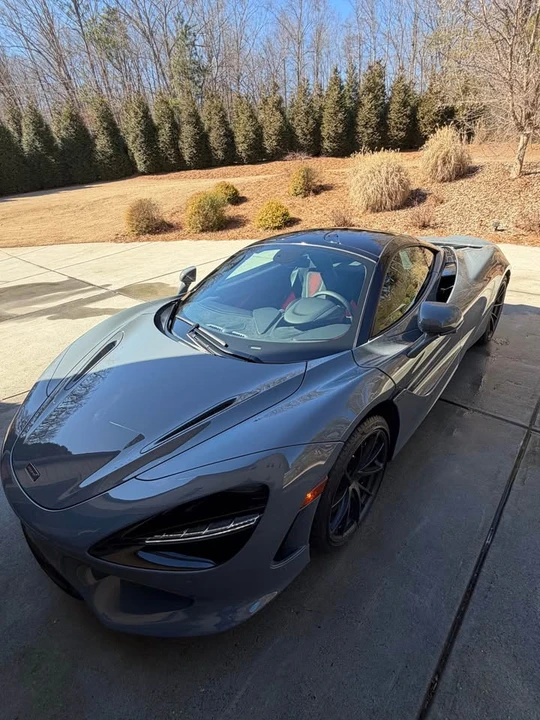2026 McLaren 750S Coupe - Image 4 of 13